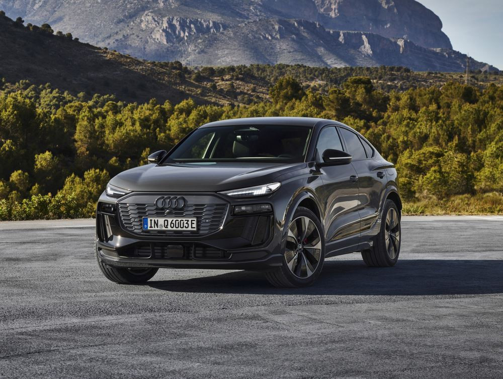 L'Audi Q6 Sportback e-tron électrique se singularise par un arrière dynamique