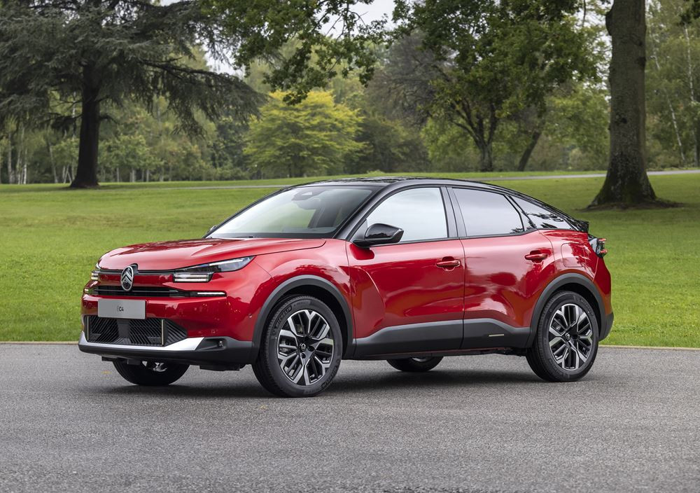 La berline électrique Citroën ë-C4 115 kW 54 kWh affiche jusqu'à 418 km d'autonomie WLTP