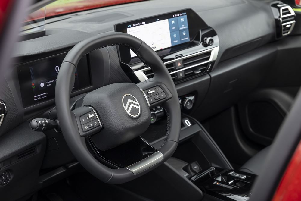 La berline électrique Citroën ë-C4 115 kW 54 kWh affiche jusqu'à 418 km d'autonomie WLTP