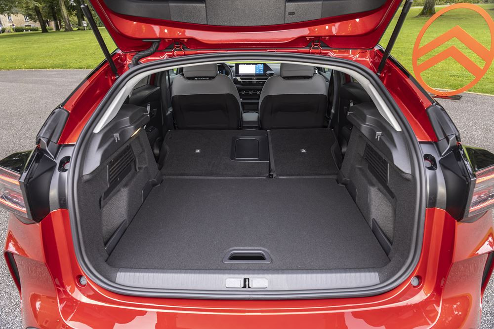 La berline électrique Citroën ë-C4 115 kW 54 kWh affiche jusqu'à 418 km d'autonomie WLTP