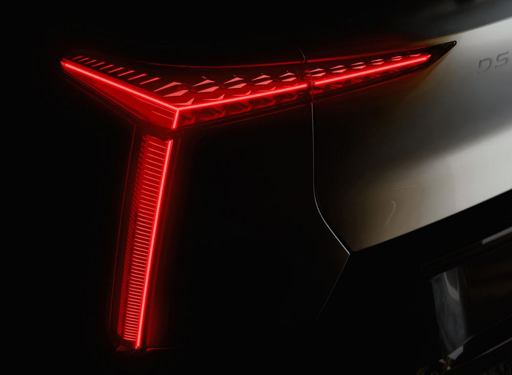 Le porte-drapeau électrique N°8 de DS Automobiles revendique jusqu'à 750 km d'autonomie