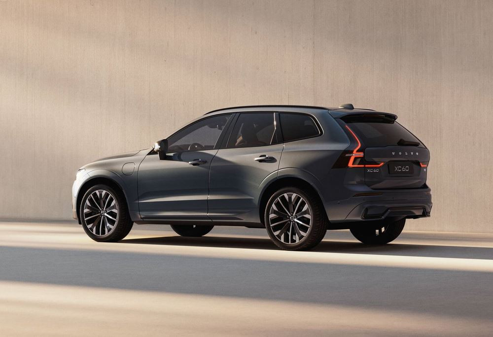 Le SUV Volvo XC60 s'offre des mises à niveau