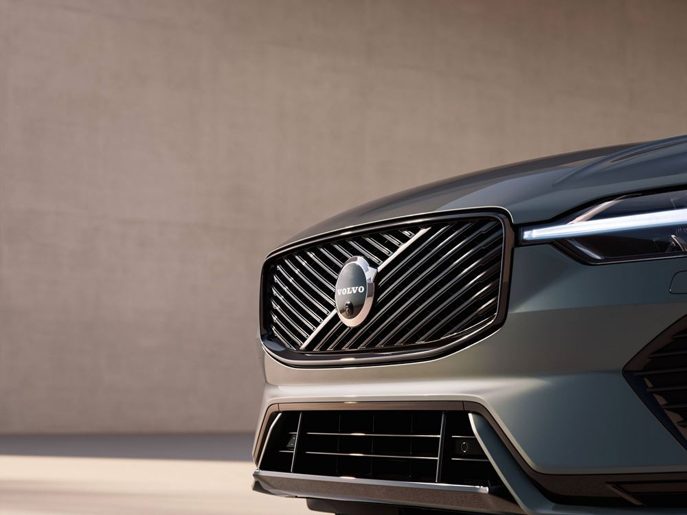 Le SUV Volvo XC60 s'offre des mises à niveau