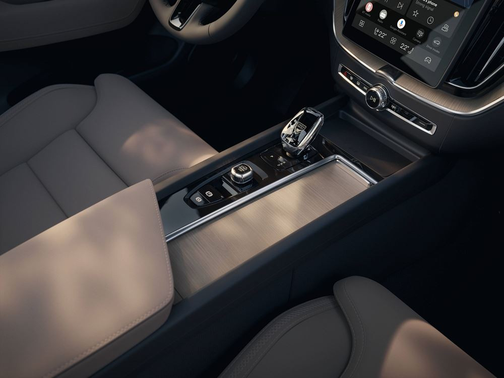 Le SUV Volvo XC60 s'offre des mises à niveau