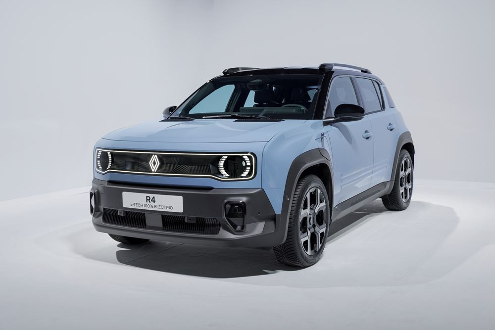 La citadine électrique Renault 4 E-Tech puise dans l'ADN du modèle originel