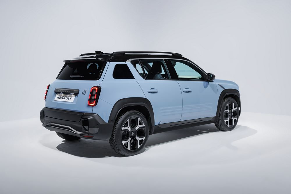 La citadine électrique Renault 4 E-Tech puise dans l'ADN du modèle originel