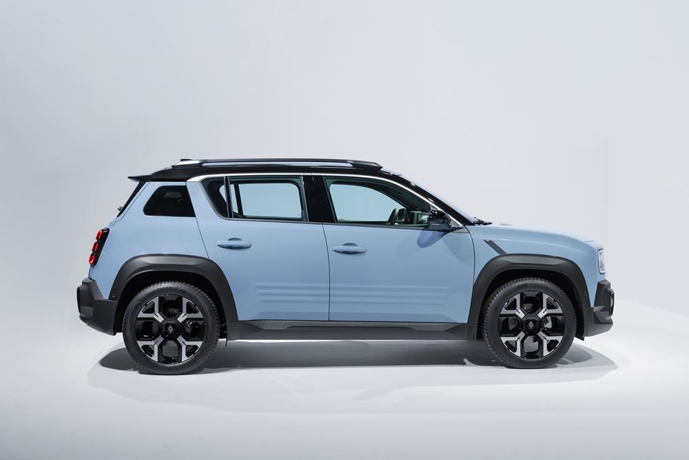 La citadine électrique Renault 4 E-Tech puise dans l'ADN du modèle originel