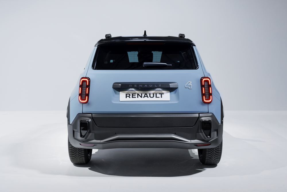 La citadine électrique Renault 4 E-Tech puise dans l'ADN du modèle originel