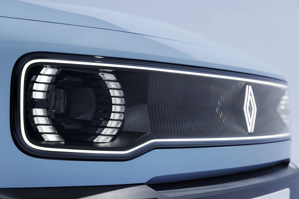 La citadine électrique Renault 4 E-Tech puise dans l'ADN du modèle originel