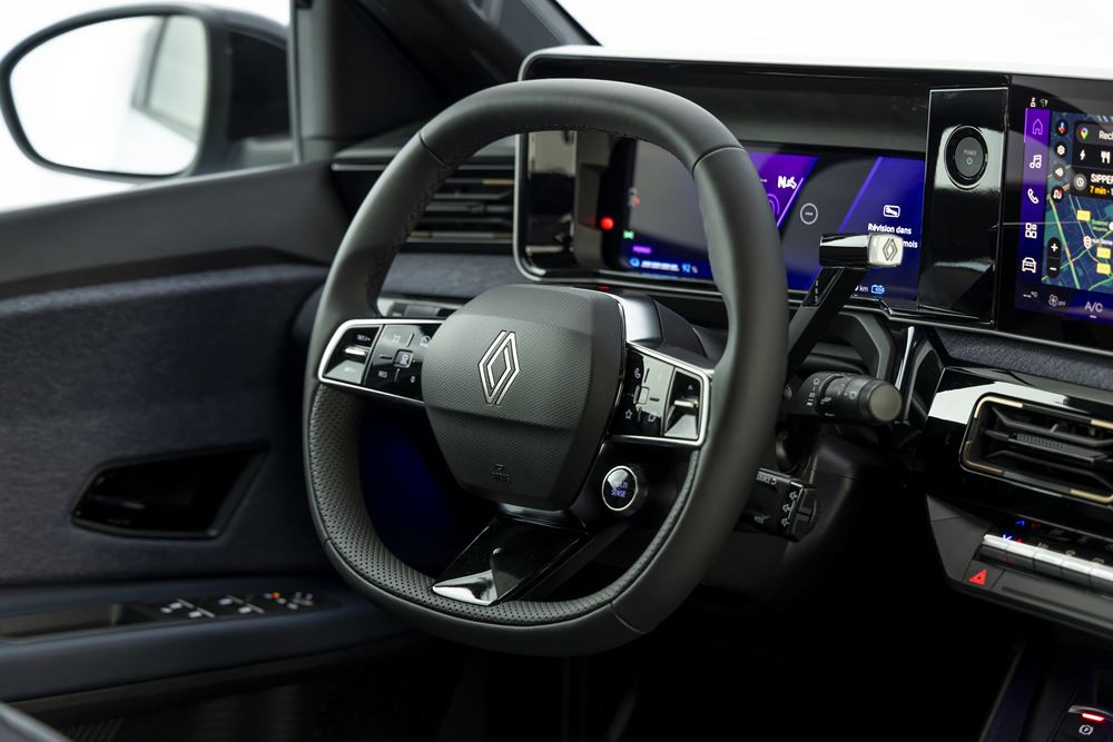 La citadine électrique Renault 4 E-Tech puise dans l'ADN du modèle originel