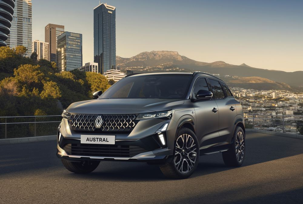 Le Renault Austral harmonise son style avec celui du Rafale