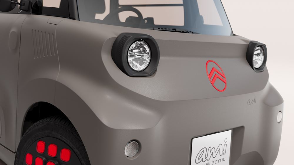 La Citroën Ami électrique restylée affiche un style plus structuré