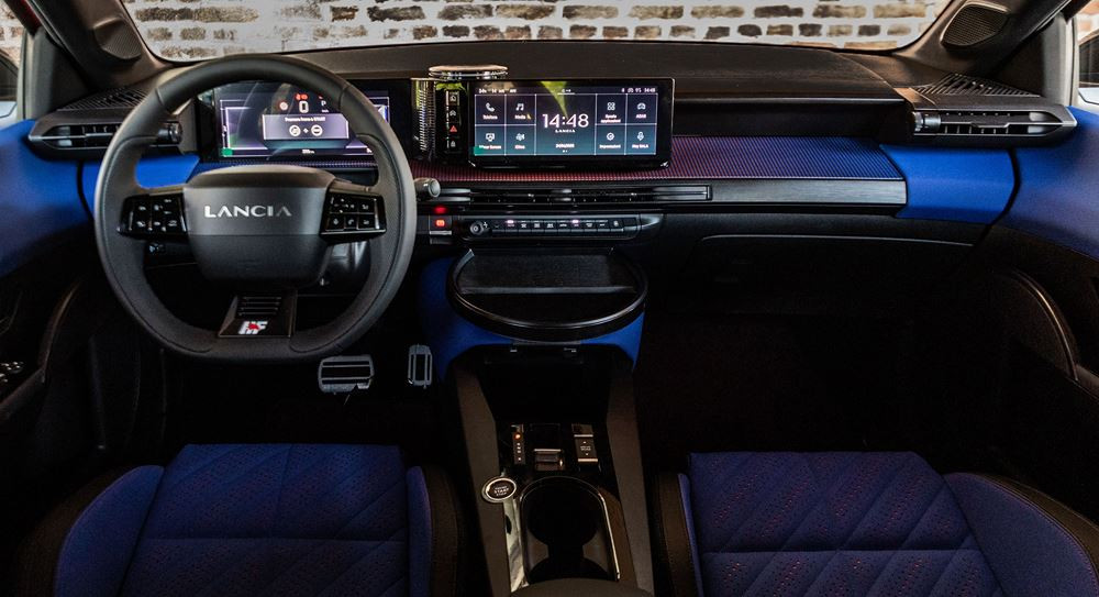 La Lancia Ypsilon HF électrique développe une puissance de 280 chevaux et un couple de 345 Nm