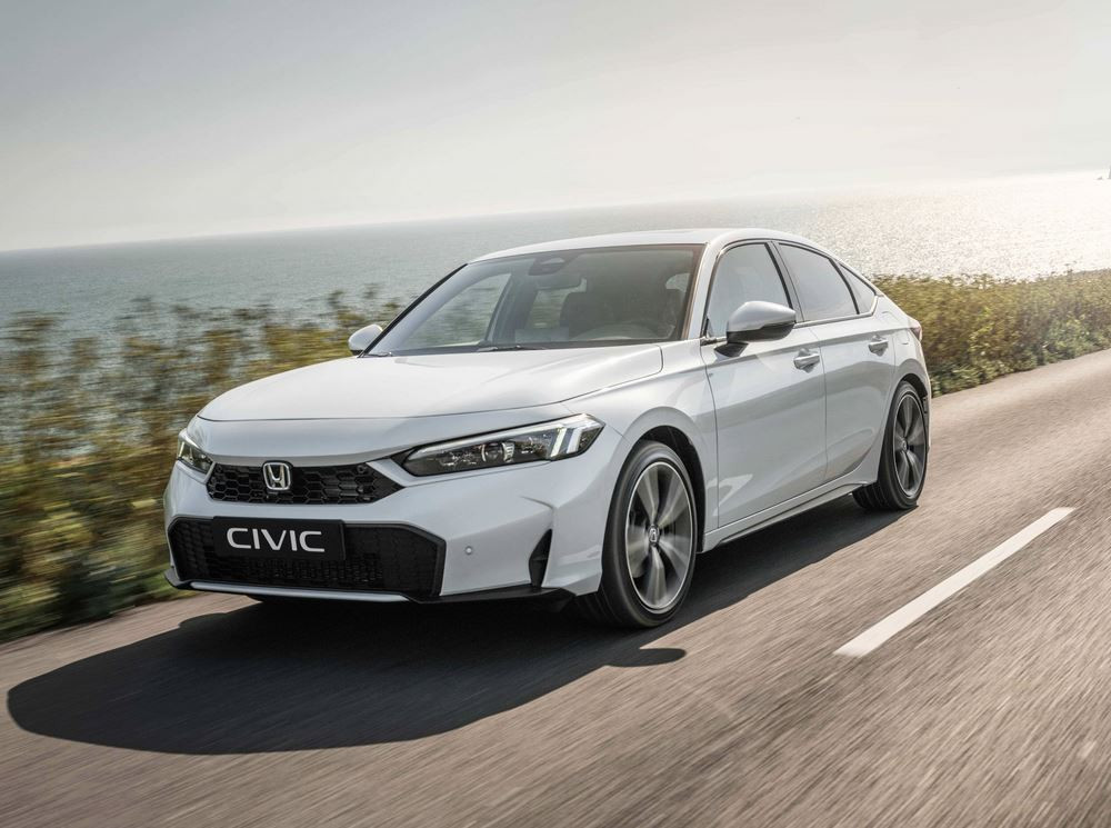 La Honda Civic hybride modernisée bénéficie d'un design extérieur légèrement revisité