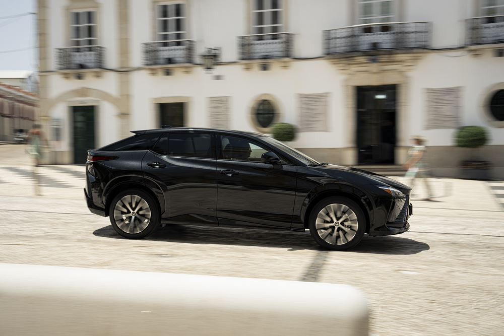 Le SUV électrique Lexus RZ bénéficie d'un groupe motopropulseur optimisé
