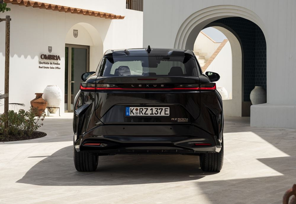 Le SUV électrique Lexus RZ bénéficie d'un groupe motopropulseur optimisé