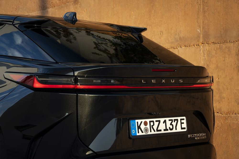 Le SUV électrique Lexus RZ bénéficie d'un groupe motopropulseur optimisé