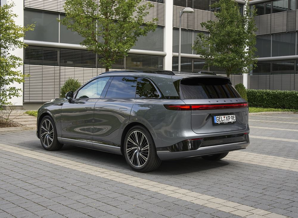 Le grand SUV XPeng G9 affiche une puissance de charge maximale de 525 kW