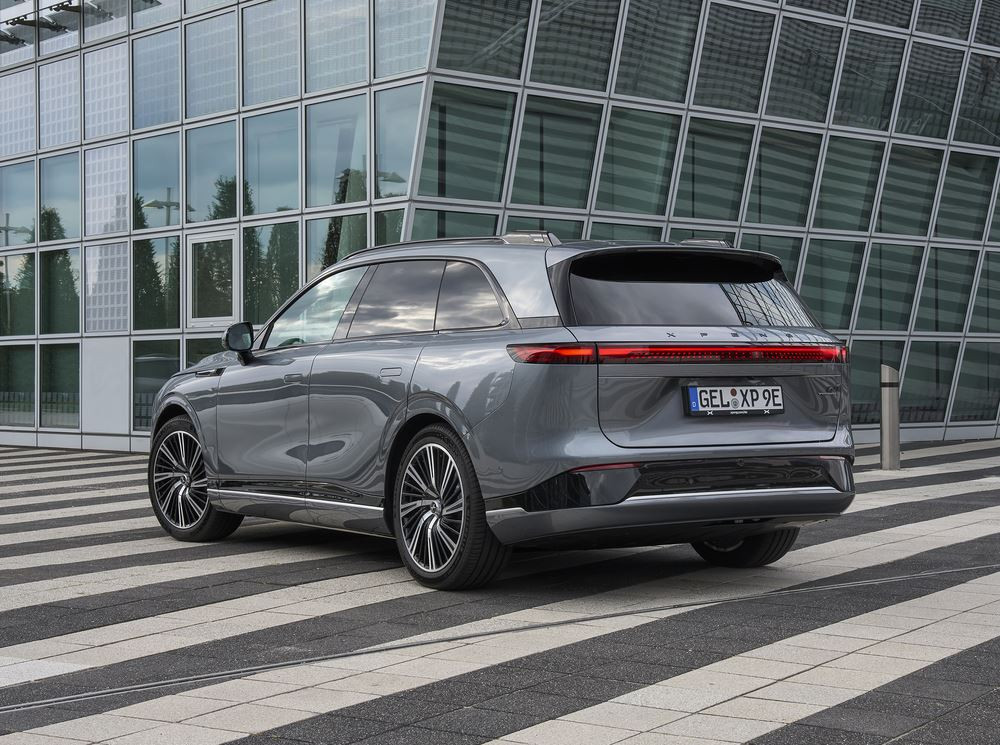 Le grand SUV XPeng G9 affiche une puissance de charge maximale de 525 kW