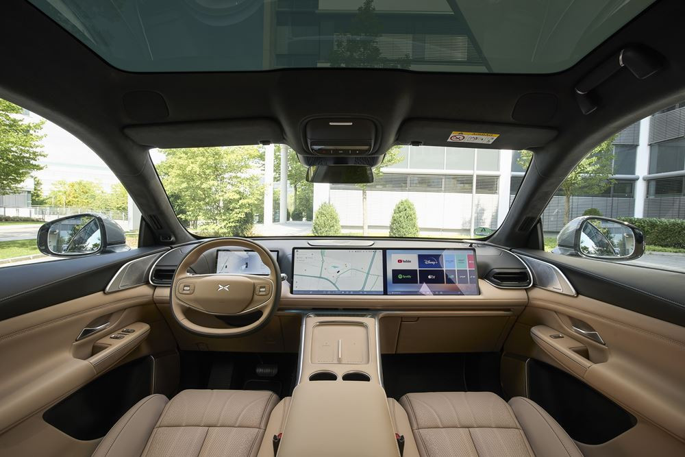 Le grand SUV XPeng G9 affiche une puissance de charge maximale de 525 kW