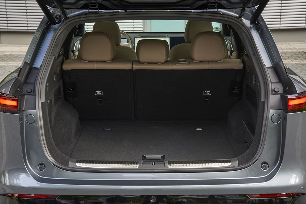 Le grand SUV XPeng G9 affiche une puissance de charge maximale de 525 kW
