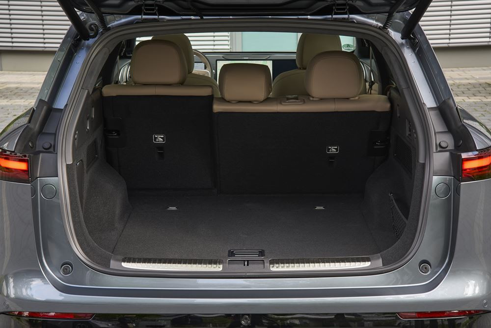 Le grand SUV XPeng G9 affiche une puissance de charge maximale de 525 kW