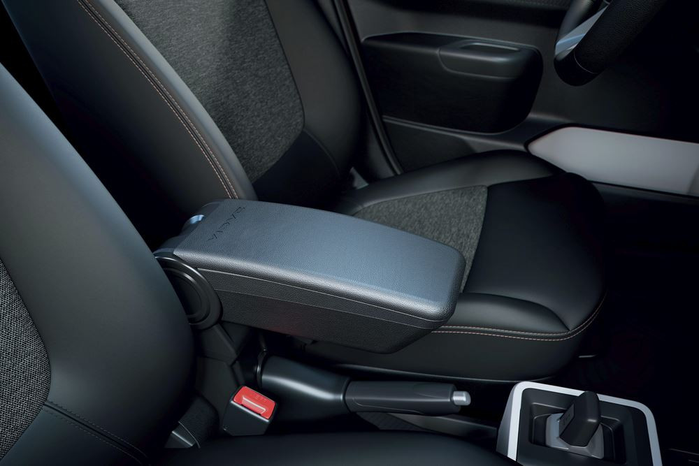 La petite citadine électrique Dacia Spring reçoit une plateforme mise à jour