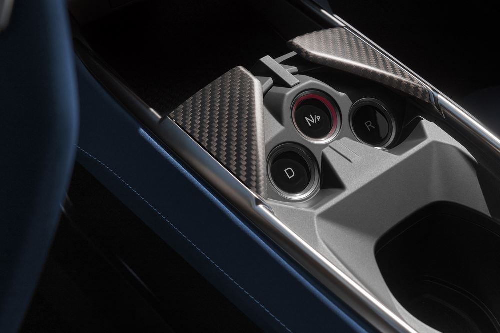 Le sport fastback compact électrique Alpine A390 repose sur un système de variation active de couple