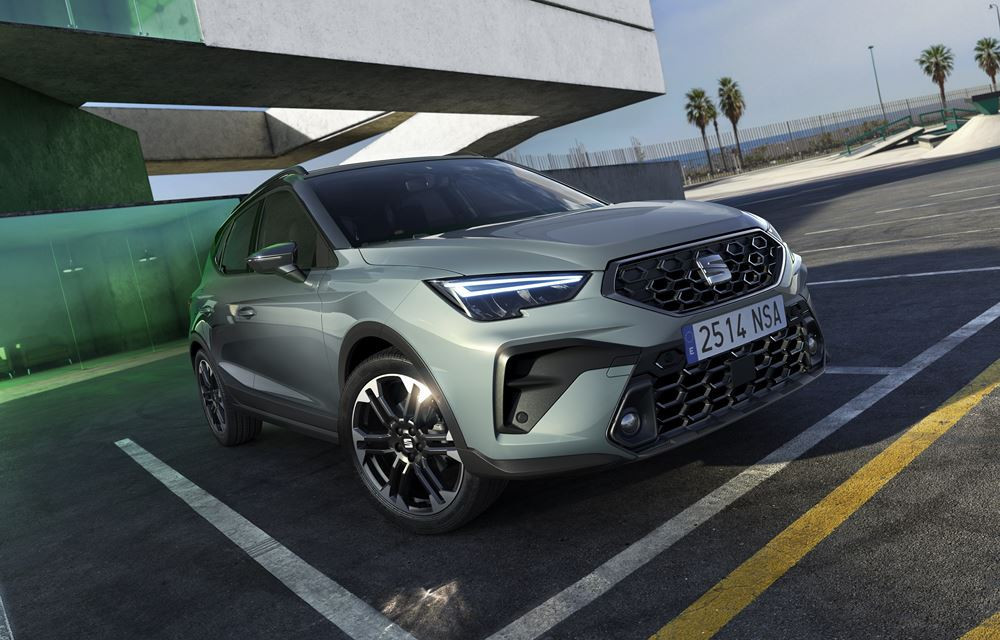 Le SUV urbain Seat Arona s'offre de légères retouches intérieures et extérieures