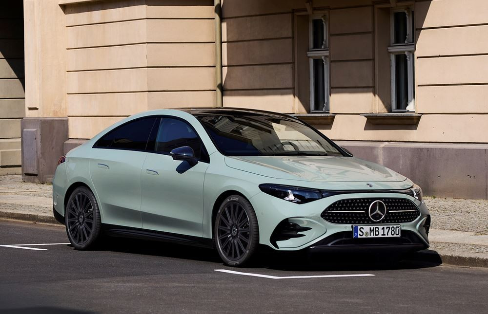 La Mercedes-Benz CLA hybride 48 volts peut rouler à l'énergie électrique ainsi qu'en roue libre