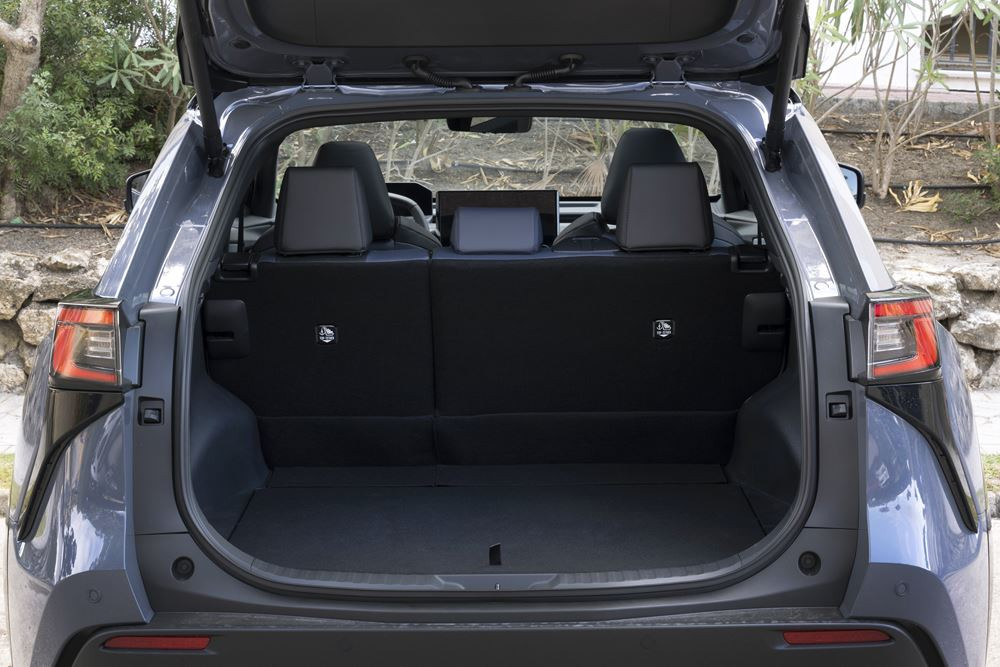 Le SUV électrique de taille intermédiaire Subaru Solterra mis à jour en approche