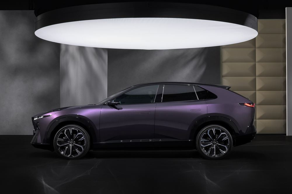 Le SUV électrique de taille moyenne Mazda CX-6e 190 kW 78 kWh affiche une autonomie WLTP de 484 km