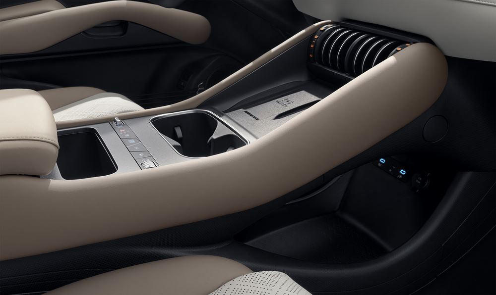 Le SUV compact électrique Byd Atto 3 repose sur une architecture électrique 800 V