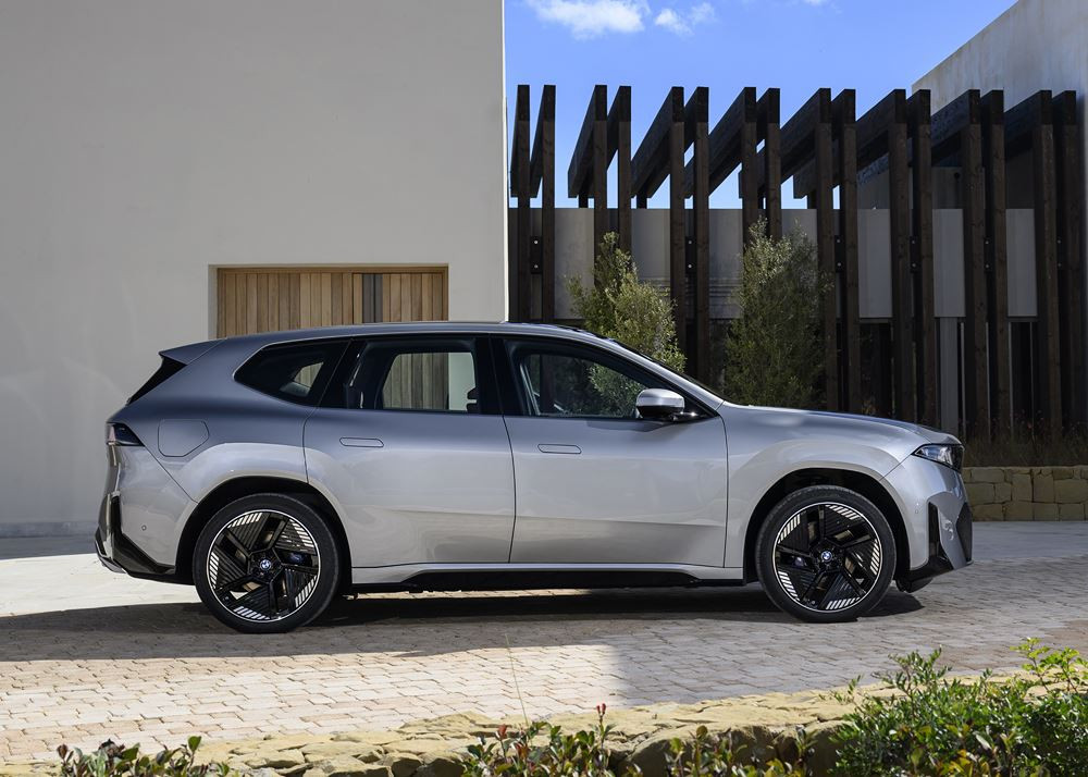 La BMW iX3 électrique de nouvelle génération marque un bond technologique majeur