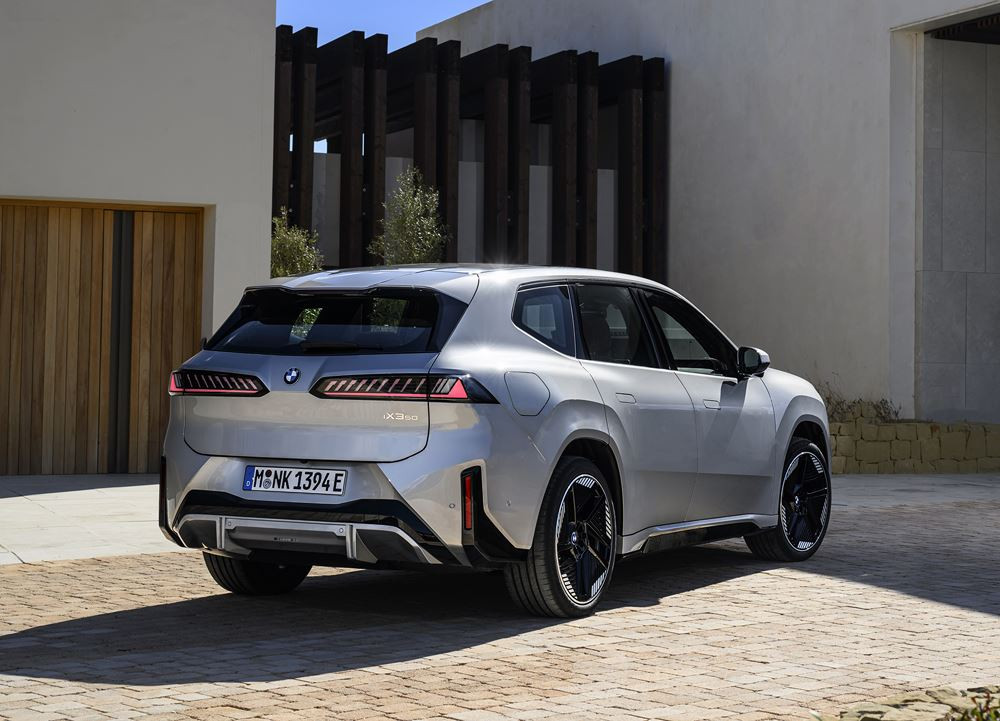 La BMW iX3 électrique de nouvelle génération marque un bond technologique majeur