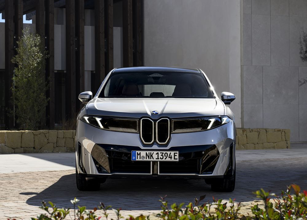 La BMW iX3 électrique de nouvelle génération marque un bond technologique majeur