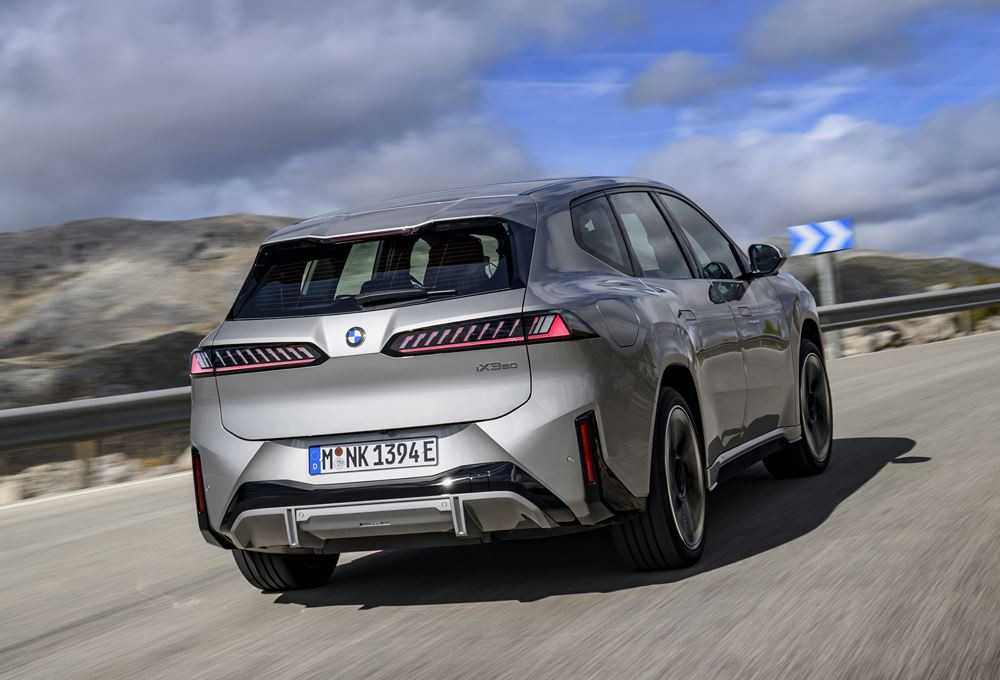La BMW iX3 électrique de nouvelle génération marque un bond technologique majeur