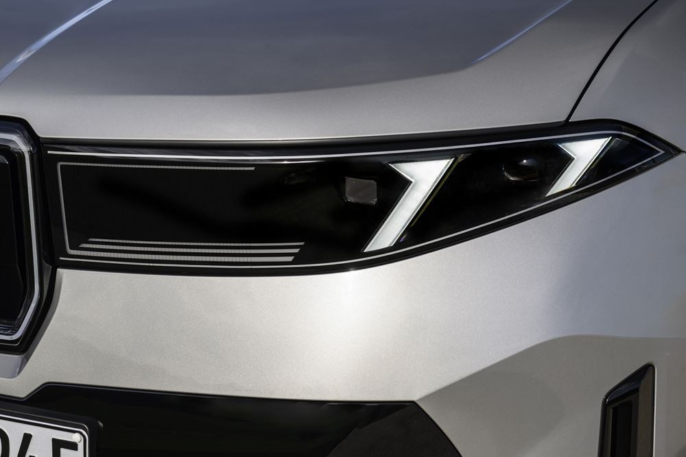 La BMW iX3 électrique de nouvelle génération marque un bond technologique majeur