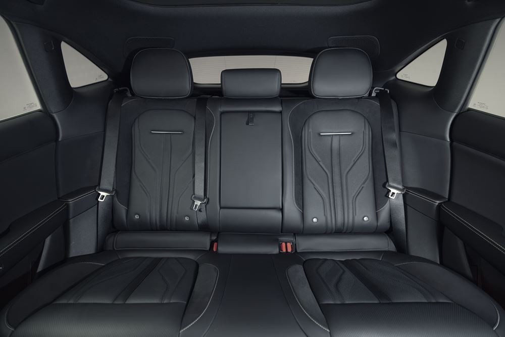 Le Grand Tourer électrique Zeekr 7GT arrive sur les routes françaises