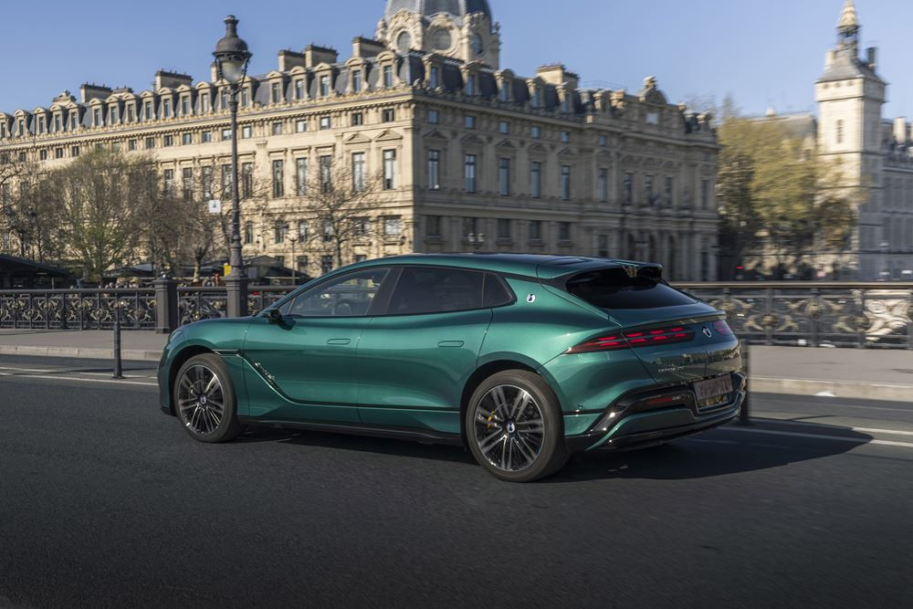 La grande routière électrique Denza Z9GT EV incarne la vision du premium technologique de la marque chinoise