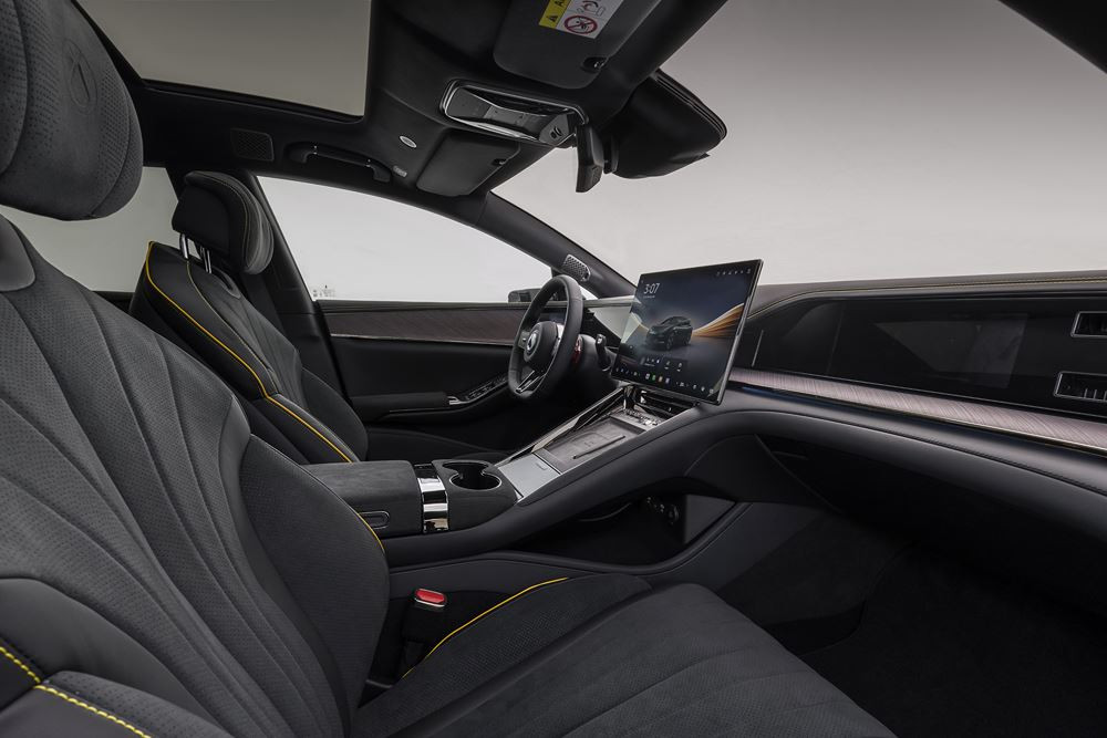La grande routière électrique Denza Z9GT EV incarne la vision du premium technologique de la marque chinoise