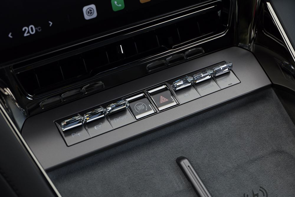 La grande routière technologique Denza Z9GT hybride rechargeable DM offre une flexibilité optimale sur longue distance