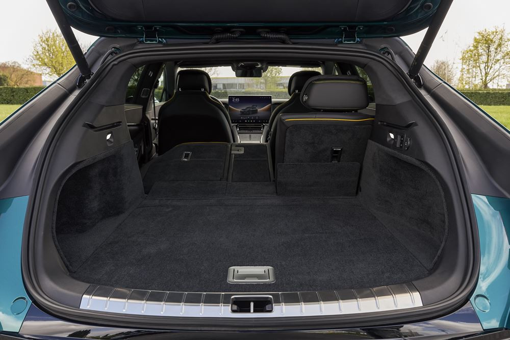 La grande routière technologique Denza Z9GT hybride rechargeable DM offre une flexibilité optimale sur longue distance