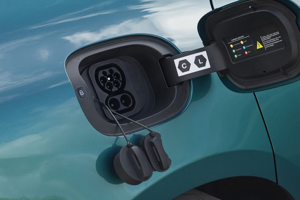 La grande routière technologique Denza Z9GT hybride rechargeable DM offre une flexibilité optimale sur longue distance