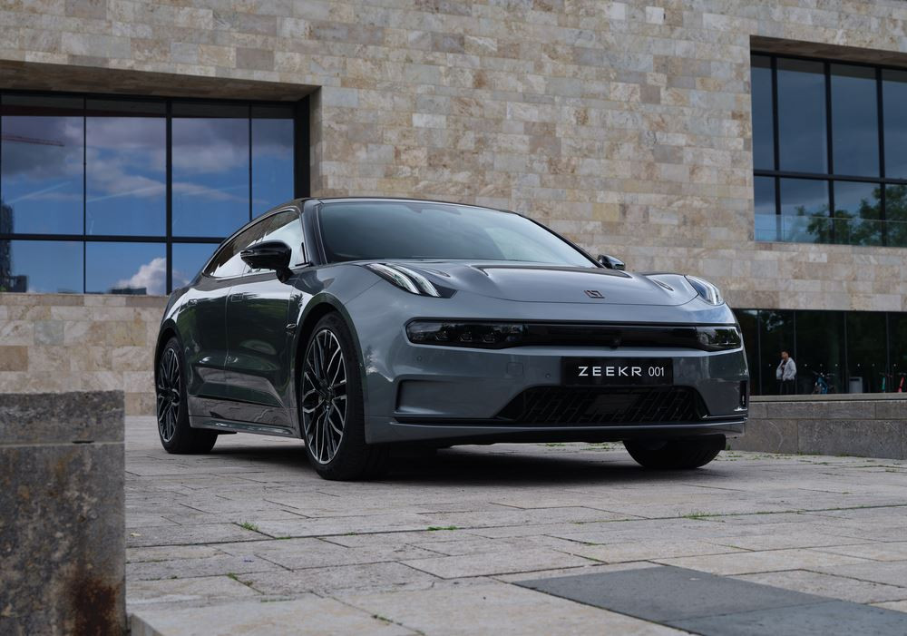 La Zeekr 001 Shooting Brake arrive sur les routes françaises