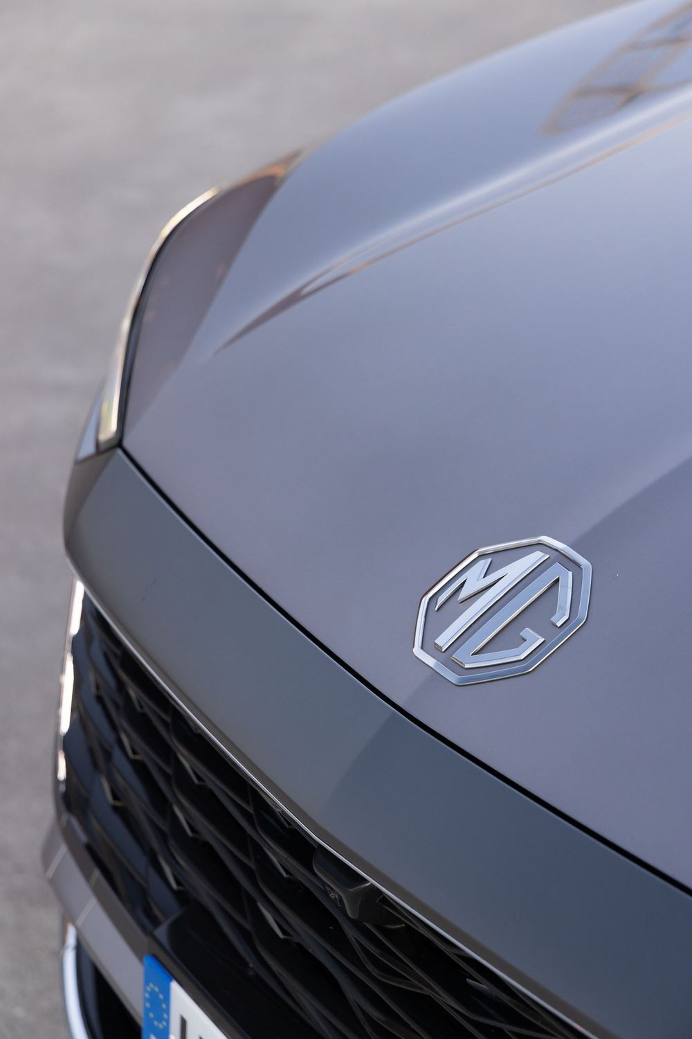 Le grand SUV MGS9 hybride rechargeable offre sept places sur trois rangées de sièges