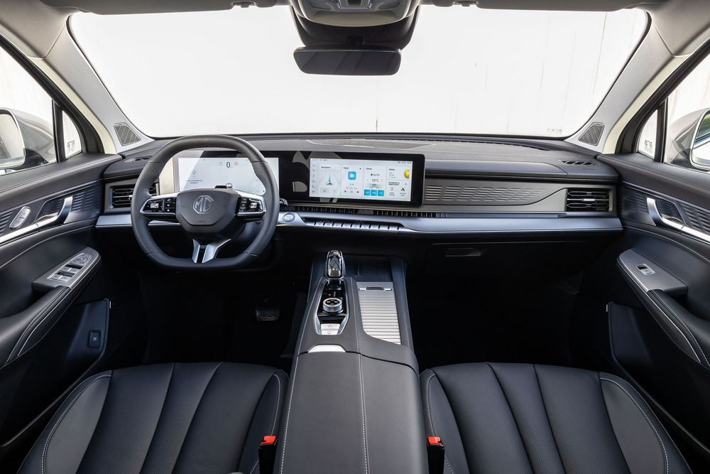 Le grand SUV MGS9 hybride rechargeable offre sept places sur trois rangées de sièges