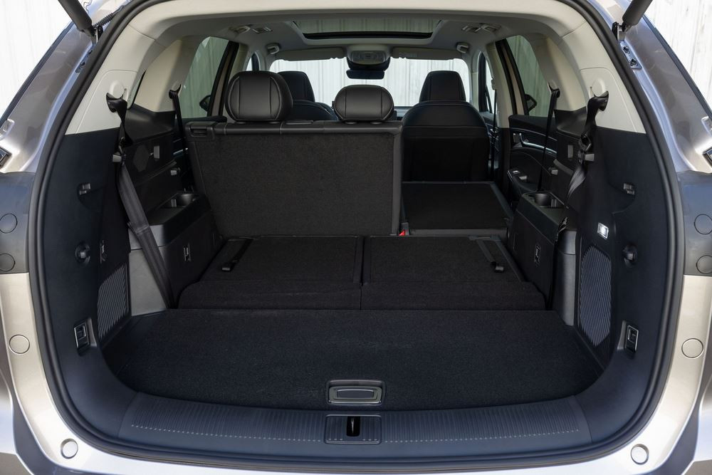 Le grand SUV MGS9 hybride rechargeable offre sept places sur trois rangées de sièges