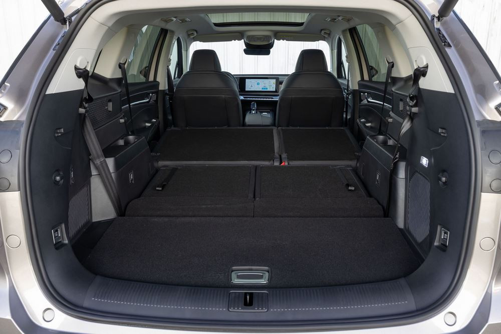 Le grand SUV MGS9 hybride rechargeable offre sept places sur trois rangées de sièges