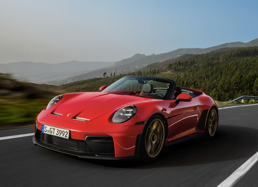 La Porsche 911 GT3 S/C embarque une capote entièrement automatique